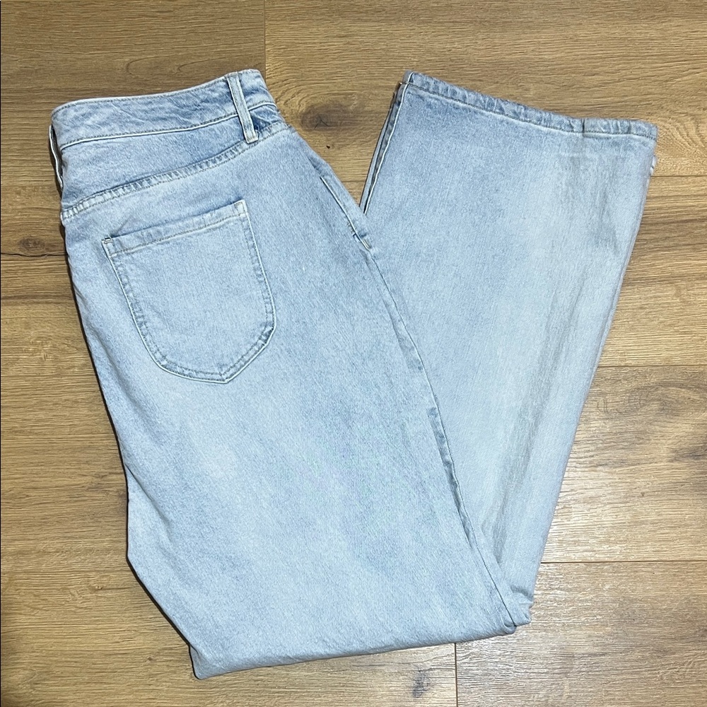 wild fable Light Blue Low-Rise Bootcut Jeans